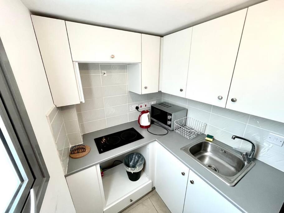 Demetra 1 Bdr Down Town Nicosia By Platform 357 Apartment Exterior photo